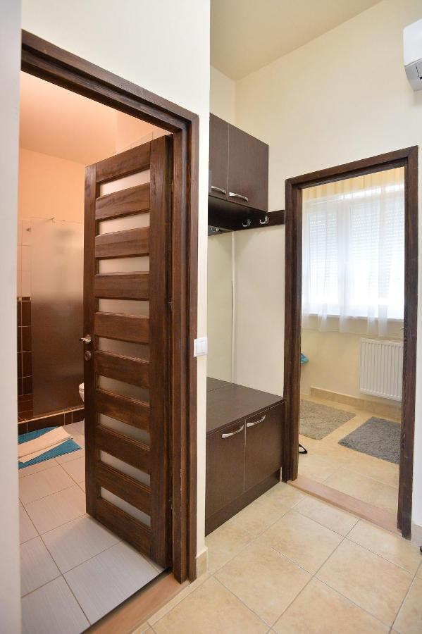 Netta Apartman Eger Ngoại thất bức ảnh